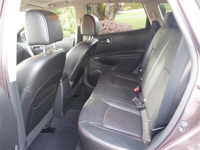 2010 Nissan Rogue SL   - Photo 18 - Kirkland, WA 98033