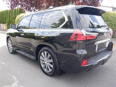 2017 Lexus LX 570   - Photo 3 - Kirkland, WA 98033