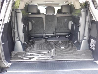 2017 Lexus LX 570   - Photo 17 - Kirkland, WA 98033
