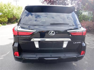 2017 Lexus LX 570   - Photo 4 - Kirkland, WA 98033