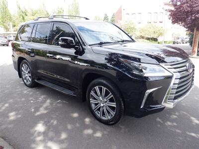 2017 Lexus LX 570   - Photo 7 - Kirkland, WA 98033