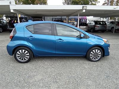 2016 Toyota Prius C   - Photo 6 - Kirkland, WA 98033