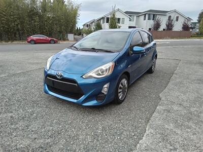 2016 Toyota Prius C   - Photo 1 - Kirkland, WA 98033