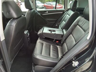 2012 Volkswagen Tiguan S 4Motion   - Photo 10 - Kirkland, WA 98033