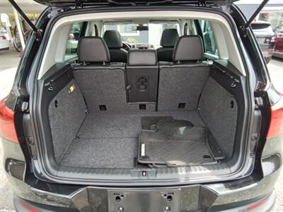 2012 Volkswagen Tiguan S 4Motion   - Photo 14 - Kirkland, WA 98033