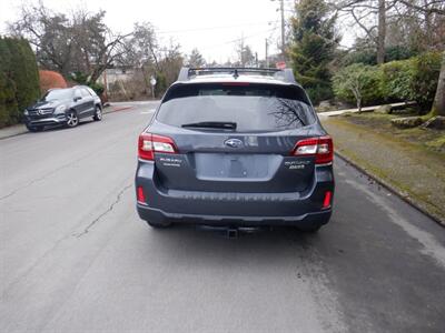 2016 Subaru Outback 2.5i Limited   - Photo 4 - Kirkland, WA 98033