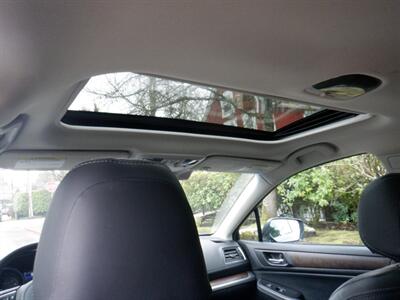 2016 Subaru Outback 2.5i Limited   - Photo 17 - Kirkland, WA 98033