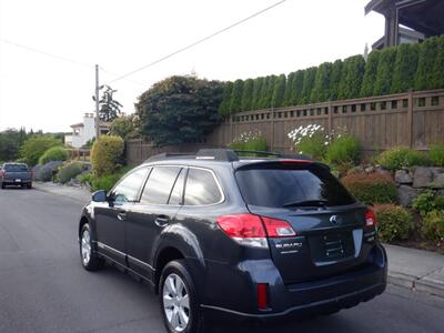 2011 Subaru Outback 2.5i Premium   - Photo 3 - Kirkland, WA 98033