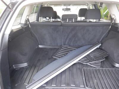 2011 Subaru Outback 2.5i Premium   - Photo 10 - Kirkland, WA 98033