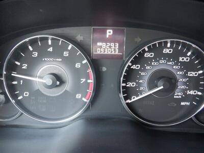 2011 Subaru Outback 2.5i Premium   - Photo 17 - Kirkland, WA 98033
