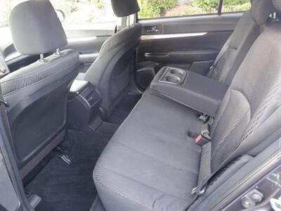 2011 Subaru Outback 2.5i Premium   - Photo 11 - Kirkland, WA 98033