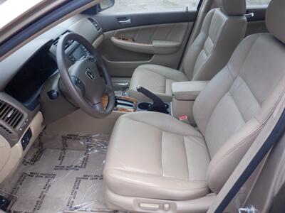 2004 Honda Accord EX V-6   - Photo 7 - Kirkland, WA 98033