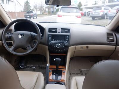 2004 Honda Accord EX V-6   - Photo 15 - Kirkland, WA 98033