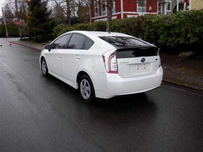 2013 Toyota Prius Two   - Photo 3 - Kirkland, WA 98033