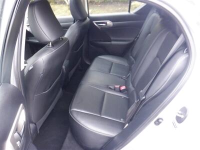 2014 Lexus CT 200h   - Photo 22 - Kirkland, WA 98033