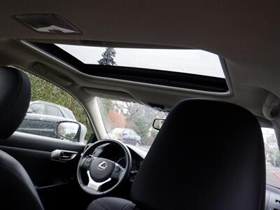 2014 Lexus CT 200h   - Photo 17 - Kirkland, WA 98033