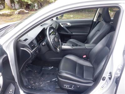 2014 Lexus CT 200h   - Photo 23 - Kirkland, WA 98033