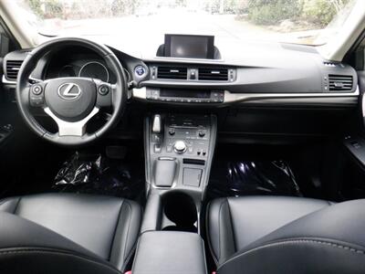 2014 Lexus CT 200h   - Photo 19 - Kirkland, WA 98033