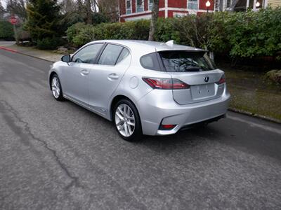 2014 Lexus CT 200h   - Photo 3 - Kirkland, WA 98033