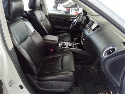2015 Nissan Pathfinder S    AWD   - Photo 12 - Kirkland, WA 98033
