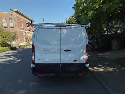 2017 Ford Transit 250 - Photo 4 - Kirkland, WA 98033