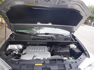 2011 Toyota Highlander   - Photo 19 - Kirkland, WA 98033