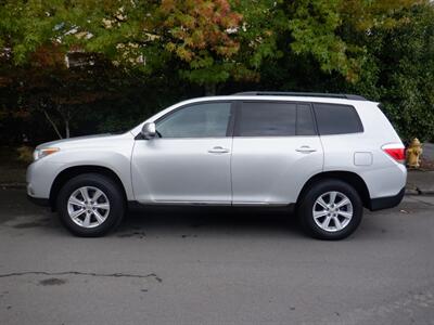 2011 Toyota Highlander   - Photo 2 - Kirkland, WA 98033