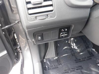 2011 Honda CR-V EX-L   - Photo 8 - Kirkland, WA 98033