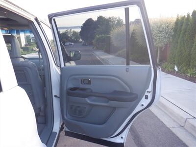 2005 Honda Pilot EX-L 4dr EX-L   - Photo 13 - Kirkland, WA 98033