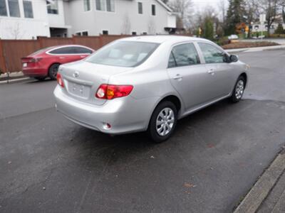 2010 Toyota Corolla LE   - Photo 5 - Kirkland, WA 98033