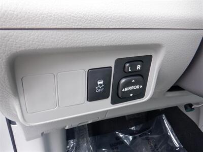 2010 Toyota Corolla LE   - Photo 14 - Kirkland, WA 98033