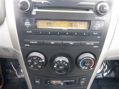 2010 Toyota Corolla LE   - Photo 10 - Kirkland, WA 98033