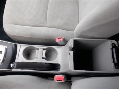 2010 Toyota Corolla LE   - Photo 13 - Kirkland, WA 98033