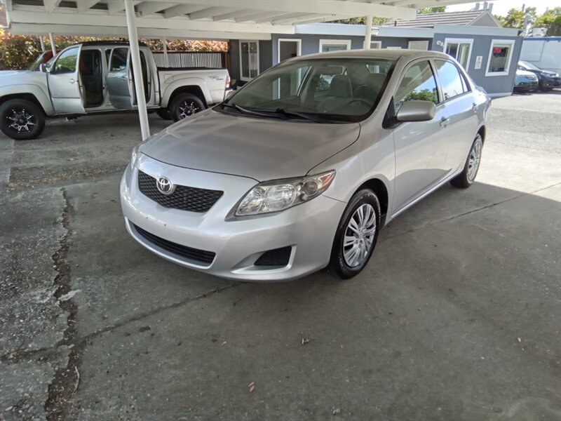 2010 Toyota Corolla LE AT's photo