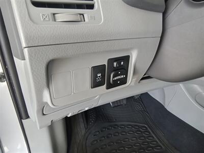 2010 Toyota Corolla LE   - Photo 18 - Kirkland, WA 98033