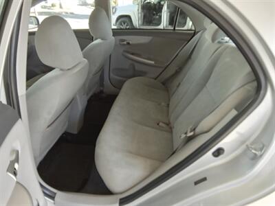 2010 Toyota Corolla LE   - Photo 10 - Kirkland, WA 98033