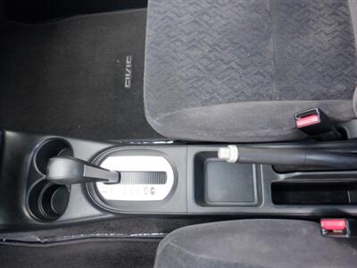 2001 Honda Civic LX - Photo 15 - Kirkland, WA 98033