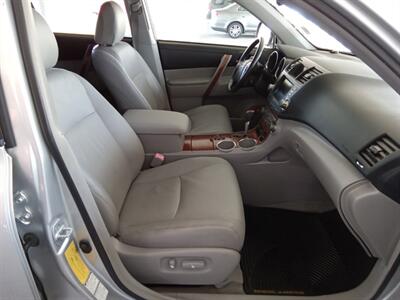 2008 Toyota Highlander Limited   - Photo 15 - Kirkland, WA 98033