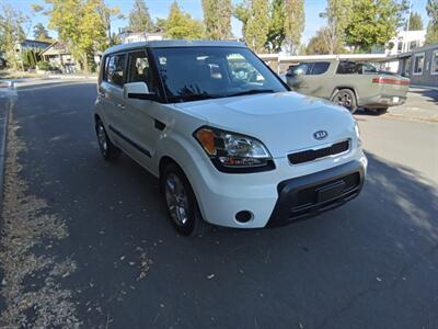 2011 Kia Soul +   - Photo 7 - Kirkland, WA 98033