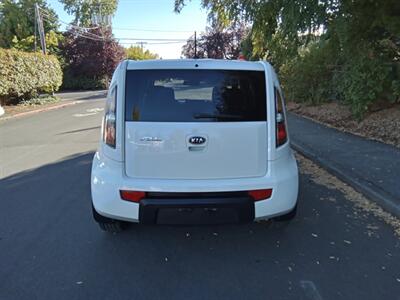 2011 Kia Soul +   - Photo 4 - Kirkland, WA 98033