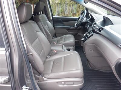 2011 Honda Odyssey EX-L - Photo 17 - Kirkland, WA 98033
