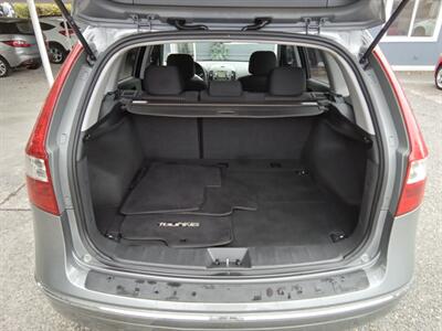 2012 Hyundai Elantra Touring GLS - Photo 7 - Kirkland, WA 98033