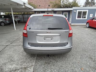 2012 Hyundai Elantra Touring GLS - Photo 4 - Kirkland, WA 98033