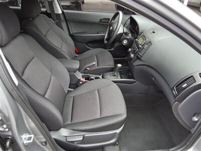2012 Hyundai Elantra Touring GLS - Photo 11 - Kirkland, WA 98033
