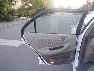 2000 Honda Accord EX V6   - Photo 15 - Kirkland, WA 98033