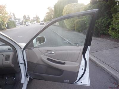 2000 Honda Accord EX V6   - Photo 11 - Kirkland, WA 98033