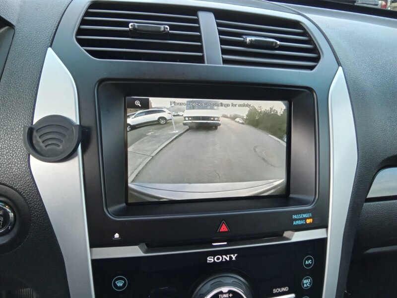 2014 Ford Explorer Limited   - Photo 1 - Kirkland, WA 98033