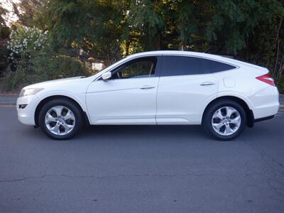 2012 Honda Crosstour EX-L V6   - Photo 2 - Kirkland, WA 98033