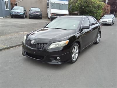2011 Toyota Camry SE   - Photo 1 - Kirkland, WA 98033