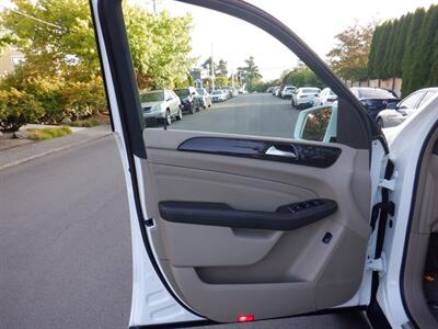 2014 Mercedes-Benz ML 350 4MATIC   - Photo 11 - Kirkland, WA 98033